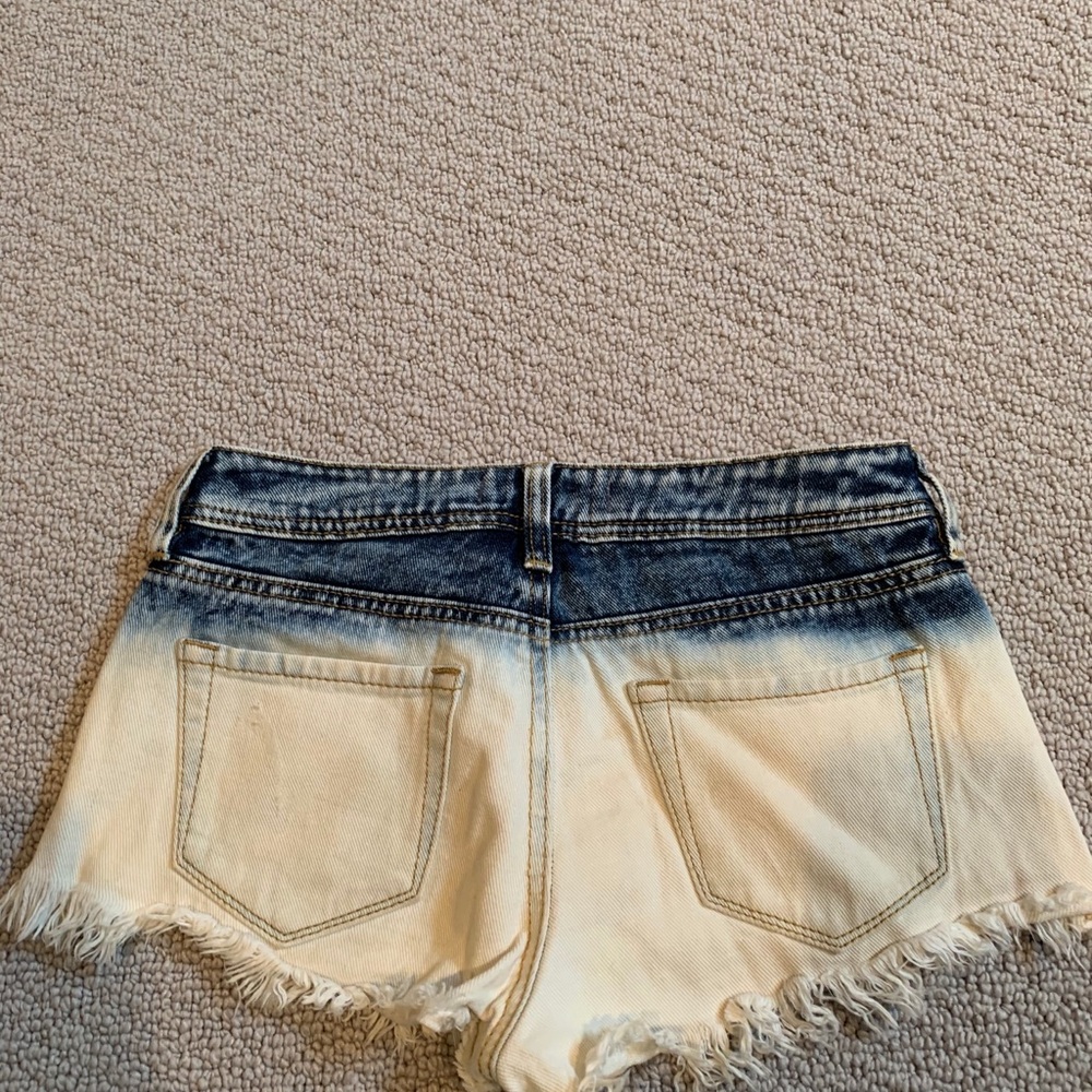 Shorts - Picture 2 of 2